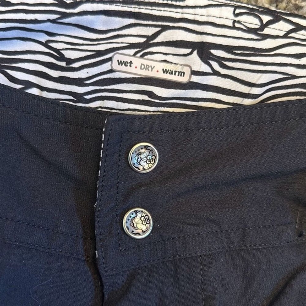 Lululemon Ride On Bermuda Shorts - Picture 9 of 9